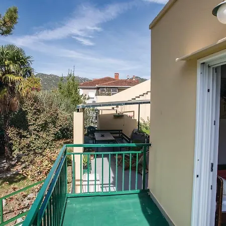 Two-bedroom Holiday In Bacinska Jezera Prázdninový dům *